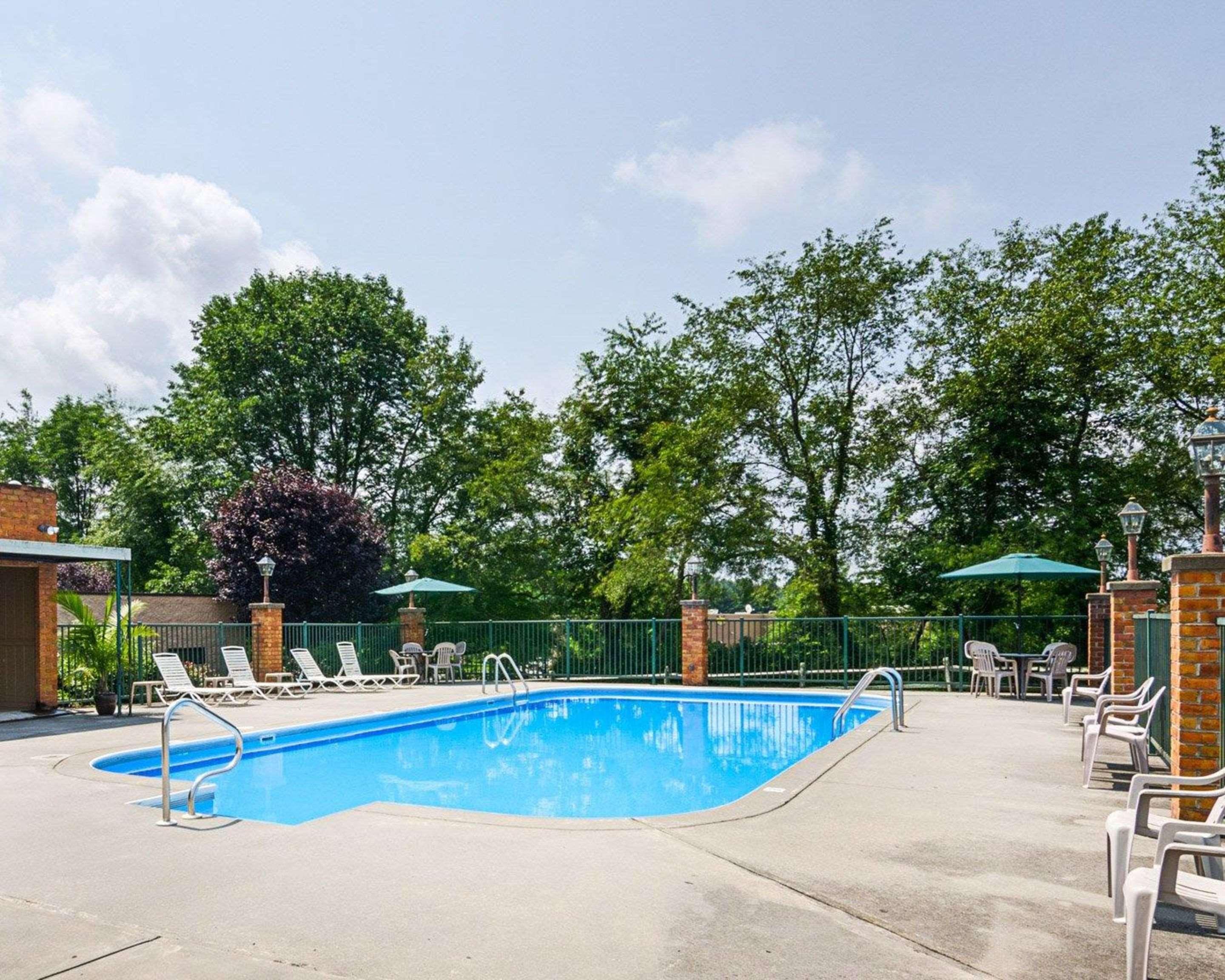 Quality Inn Lewisburg Esterno foto