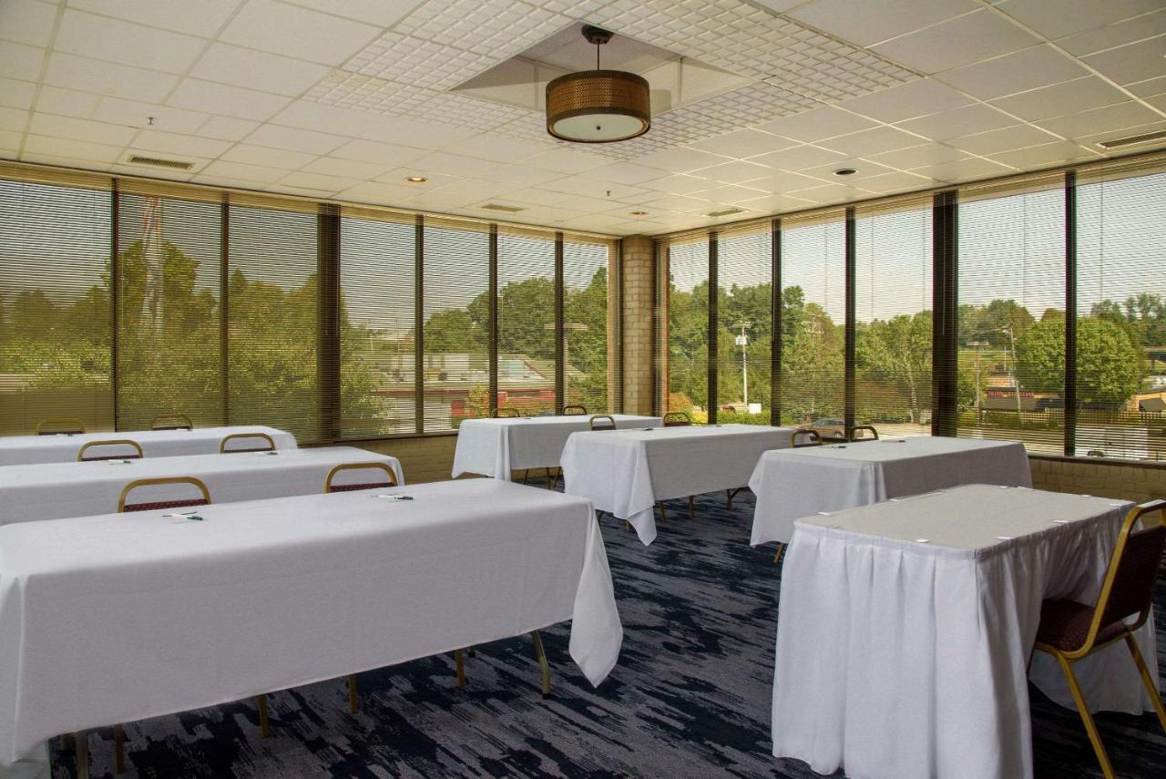 Quality Inn Lewisburg Esterno foto