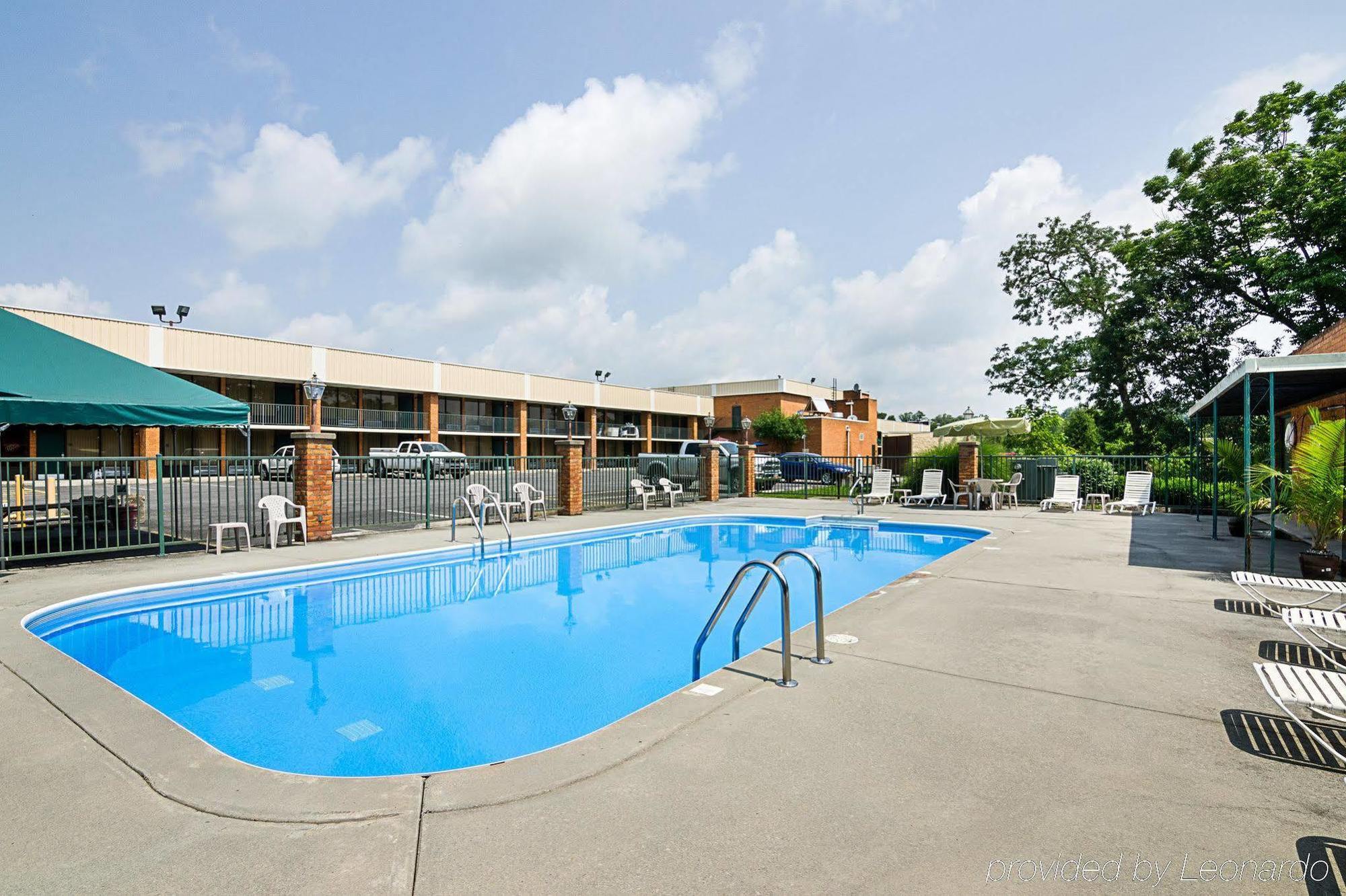 Quality Inn Lewisburg Esterno foto
